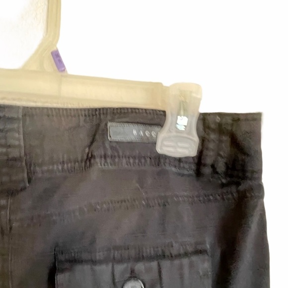 Baccini Black Capris - Picture 9 of 11